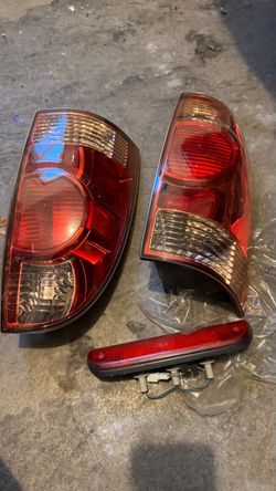 Tacoma tail lights