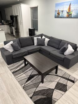 IKEA KIVIK Corner Sectional Couch – Smoke & Pet Free