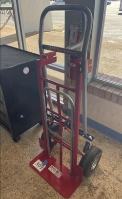 Milwaukee convertible hand truck/dolly