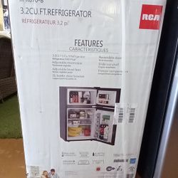 RCA 3.2 cu. ft. 2 Door Mini Fridge in Black Stainless Steel