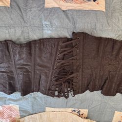 Corsets 
