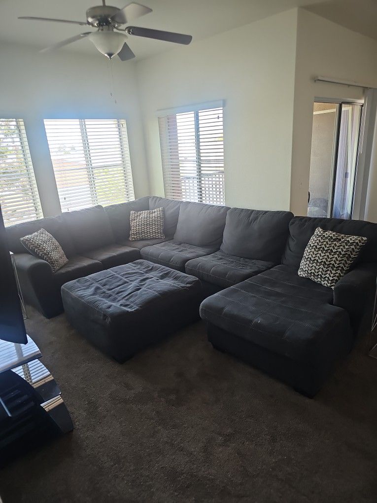 Nice new couch gray