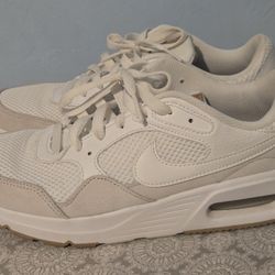 Womens Nike Shoes Size 8