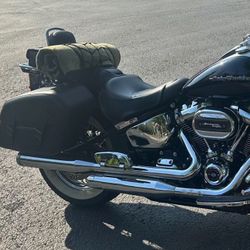 Screamin' Eagle Street Cannon Mufflers - Short. from 2019 Softail Deluxe