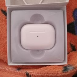 Wireless earbuds charging case with charger.