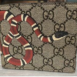 Gucci Snake Wallet Color Brown