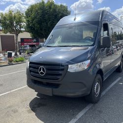 2019 Mercedes-Benz Sprinter 2500