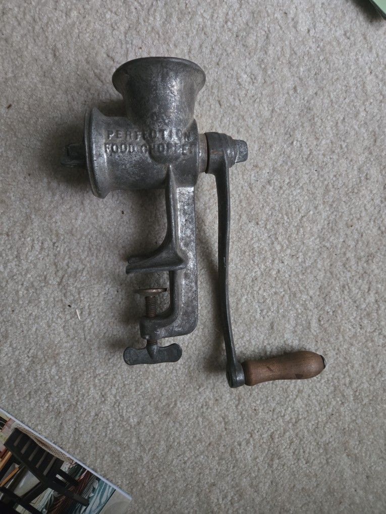 Antique Perfection Food Grinder