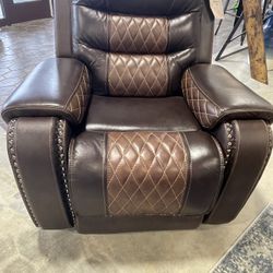 Power Recliner Two Tone Nail Trim Tufted Diamond Button Sofa Chair Rocking Recliner Spacious Modern Design Née 