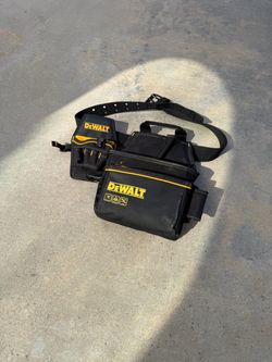 Tool Belt - DeWalt with drill holder