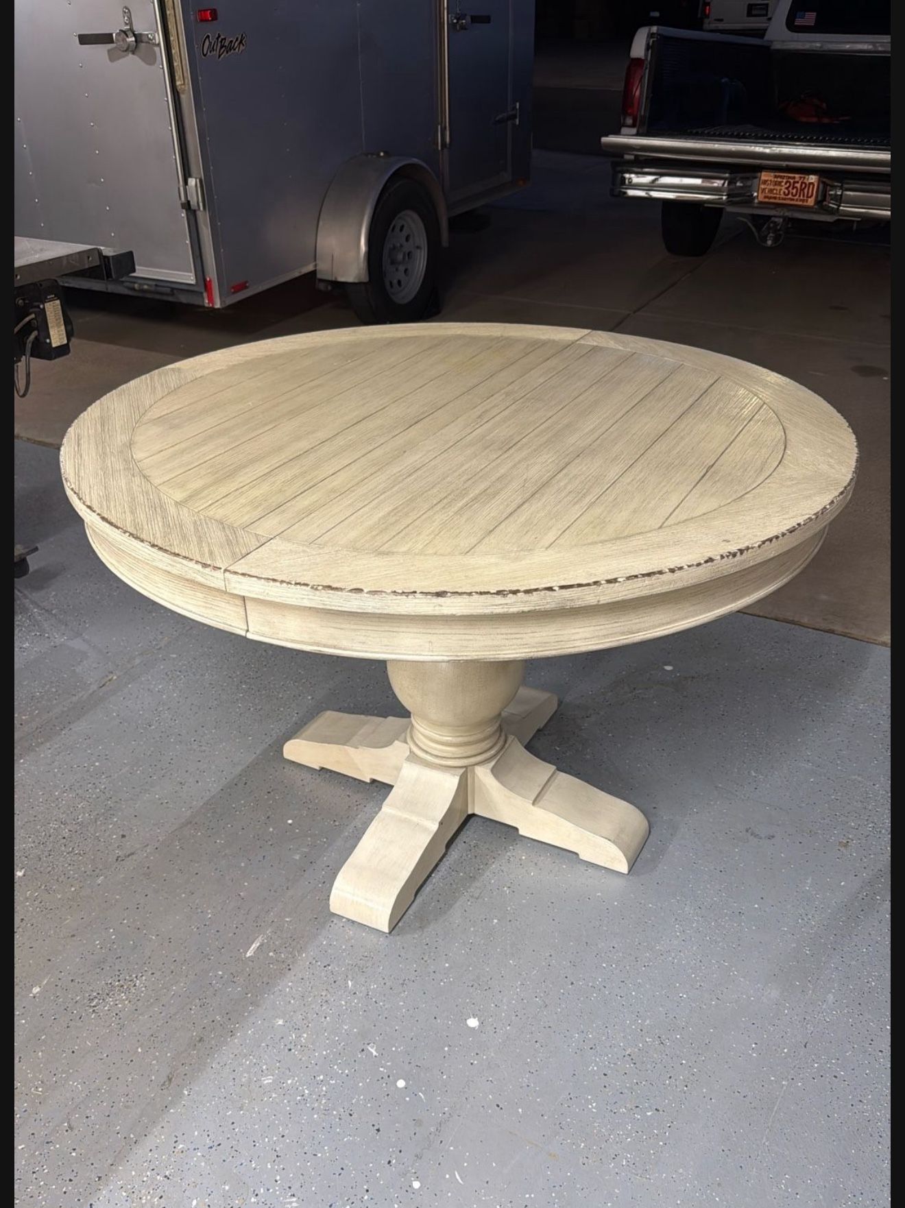 Kitchen Table Round 