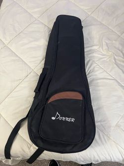 Soft guitar cases