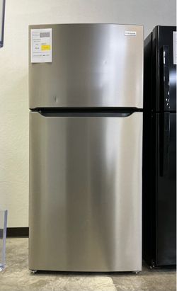 Frigidaire 20 cu. ft. Garage Ready Standard-Depth Top-Freezer Refrigerator