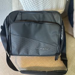 Nomatic Bag 