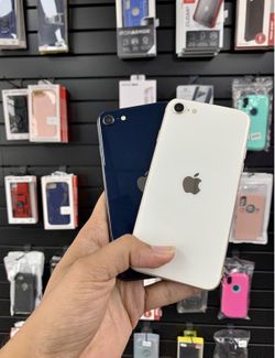 Apple iPhone SE Unlocked 