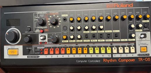 Roland TR-08
