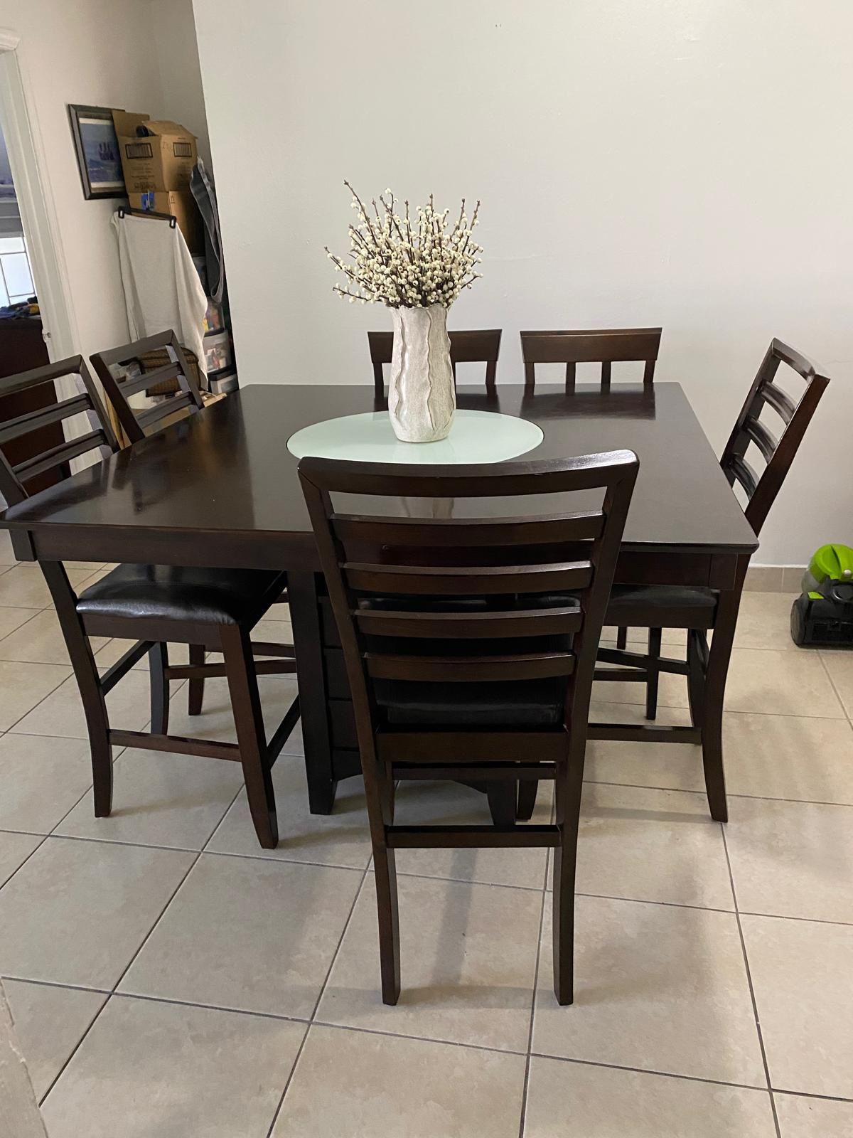 Dining Table Set