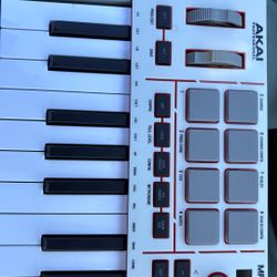 Akai Professional MPK Mini IV MIDI Keyboard Controller