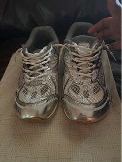 Bottega Veneta size 44