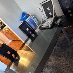 5 Piece Dinning Room 