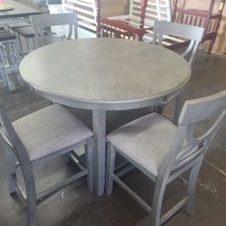 5 pc Counter height Dining Set