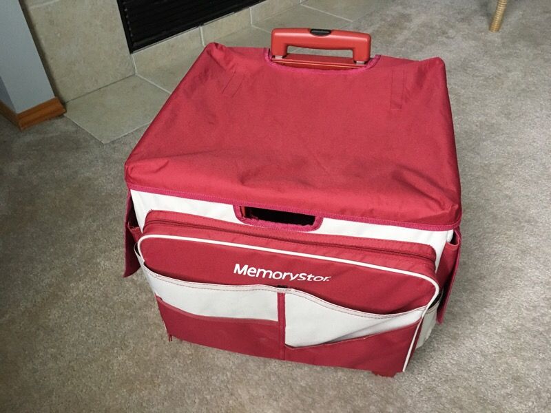 MemoryStar Rolling Tote Scrapbook