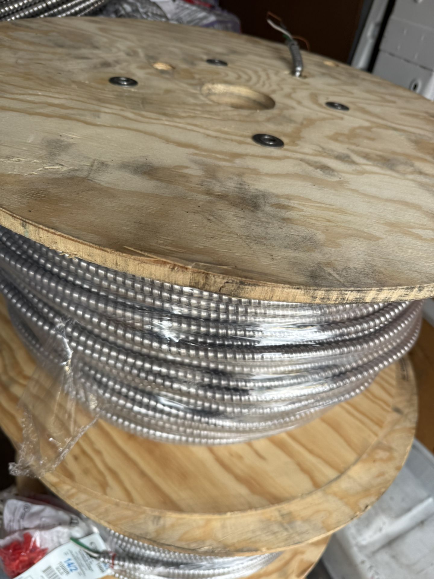 14/2 MC Wire 1000ft Metal Clad Cable New Spool 🧵