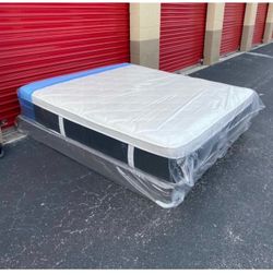 NEW Mattress King Size Plush Pillowtop With Box Spring // Offer  🚚