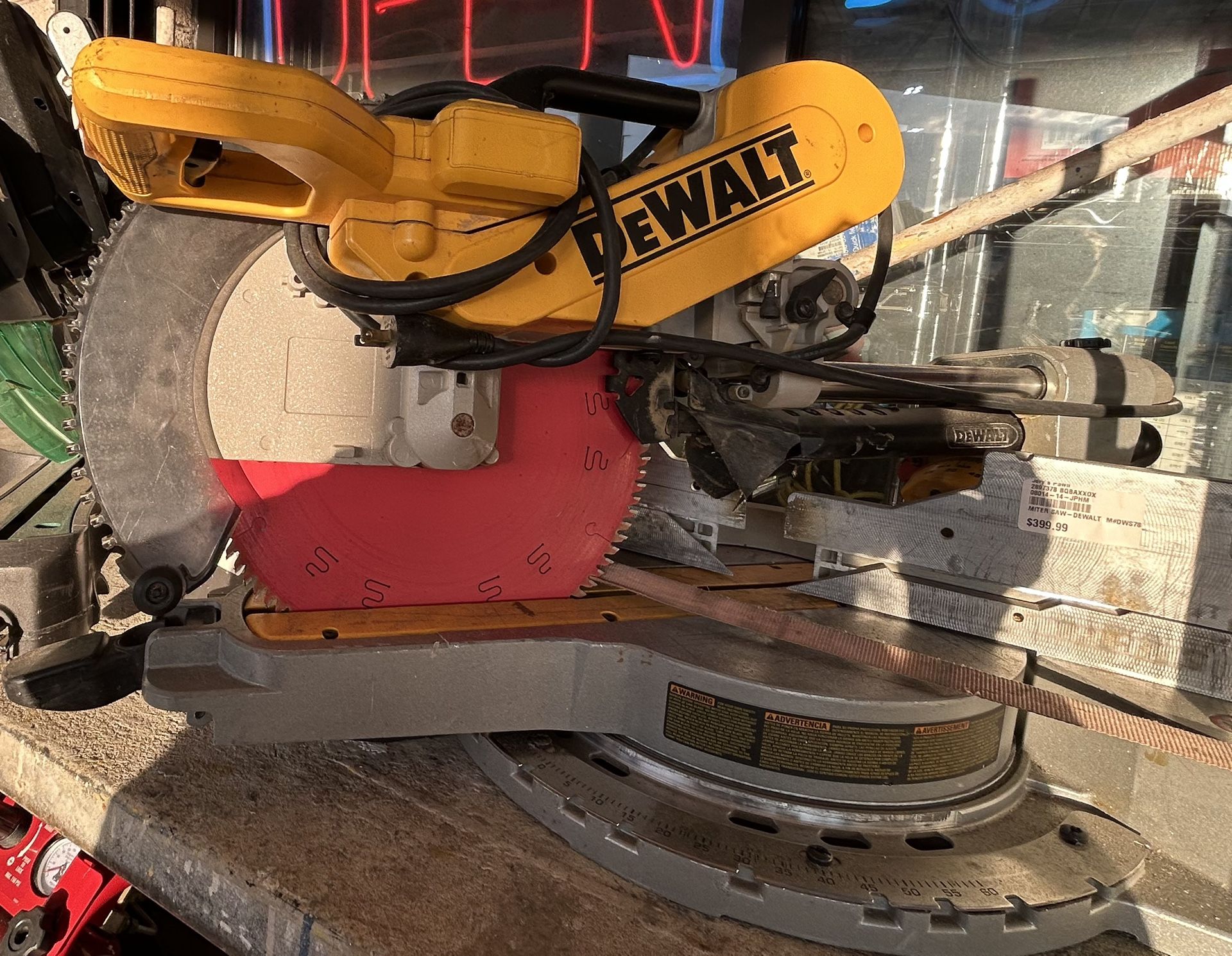 Dewalt Miter saw $399.99