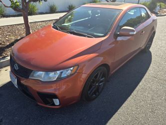 2010 KIA Forte Koup
