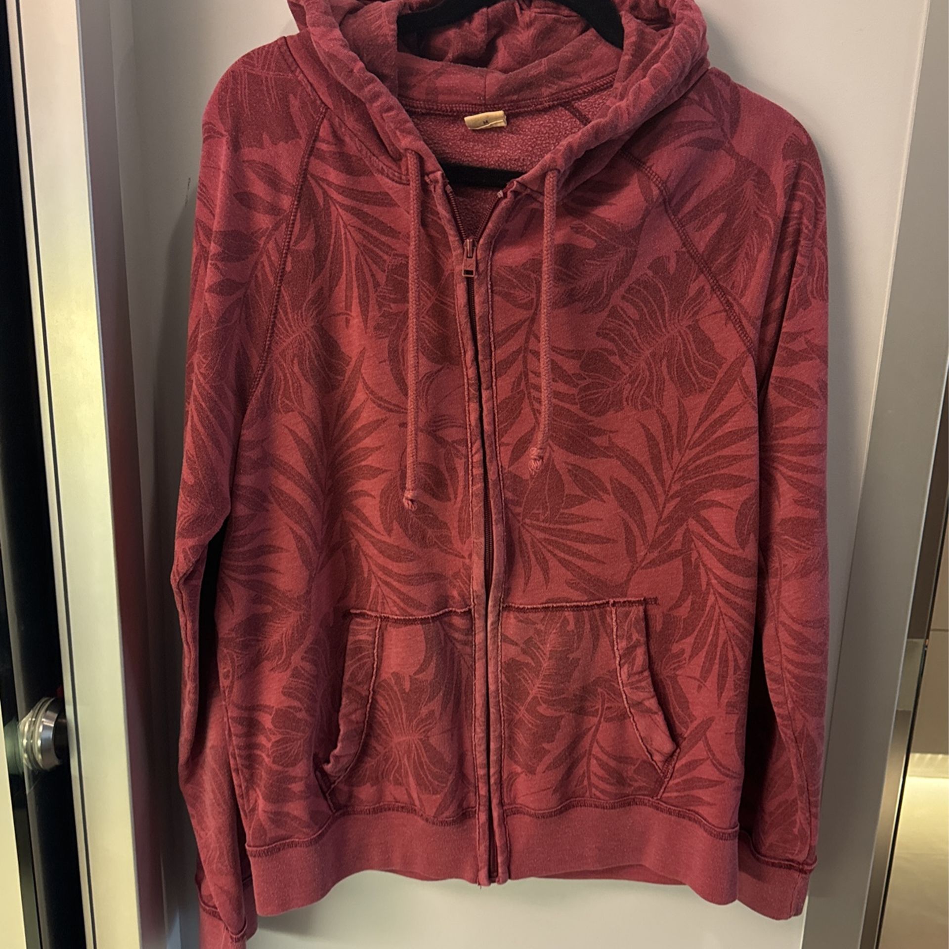 Hollister M size hoodie