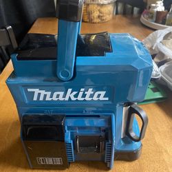 Makita Coffee Maker 