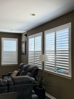 Interior Wood Shutters- Custom, Plantation, Professional Installation, Licensed Company, Window Treatments & Coverings, Persianas De Madera, Espanol