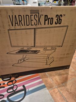 Desktop riser