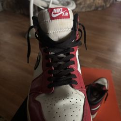 Jordan Air Retro 1 High OG Chicago Lost & Found