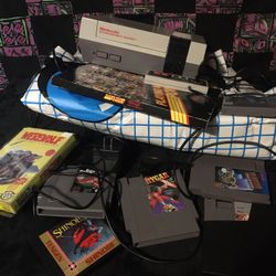 1985 Nintendo Entertainment System With Games 
