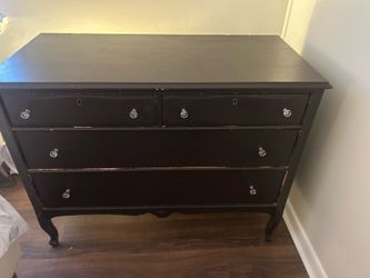 Sturdy Dark Wood Dresser with Acrylic Knobs