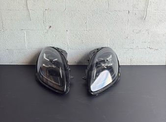 Porsche macan  2010-24 headlights  oem