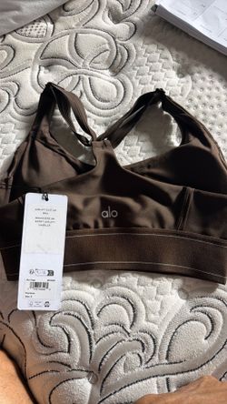 Alo - airlift suit up bra