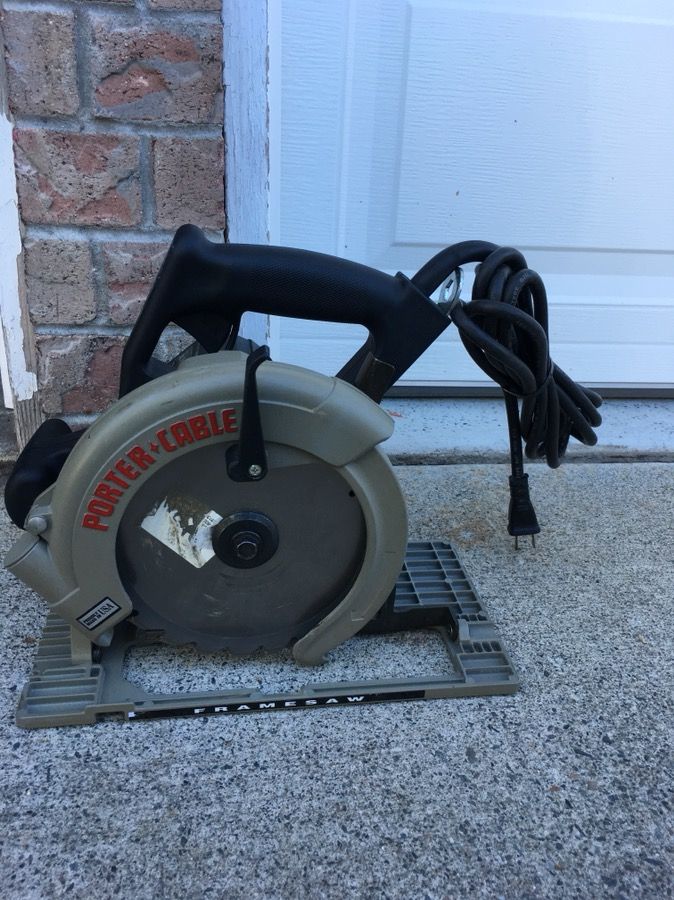 Porter Cable 743 7-1/4-Inch 15 Amp Circular Saw, good working condition