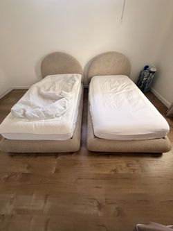 Set of 2 Twin Upholstered Beds with Round Headboards