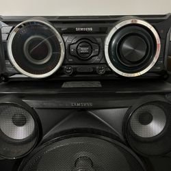 Samsung  Giga Sound Home System 