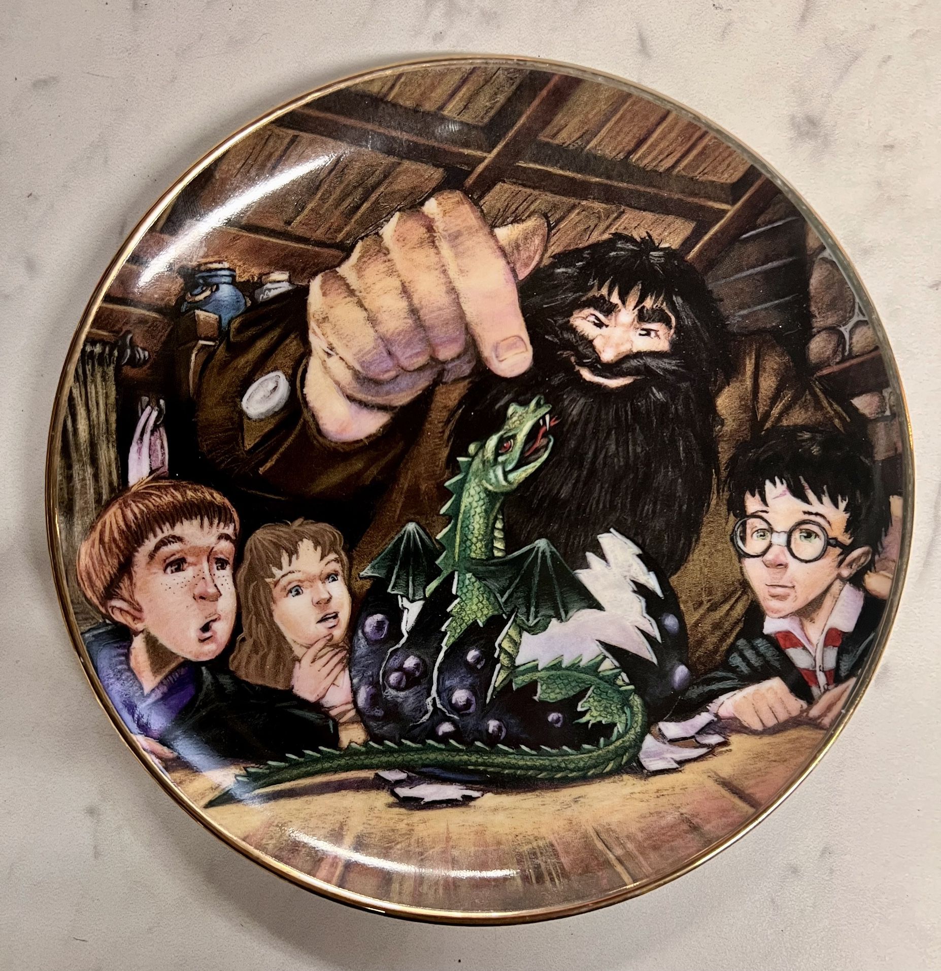  2001 HARRY POTTER Royal Doulton Collector Plate BIRTH OF NORBERT HPWP3.