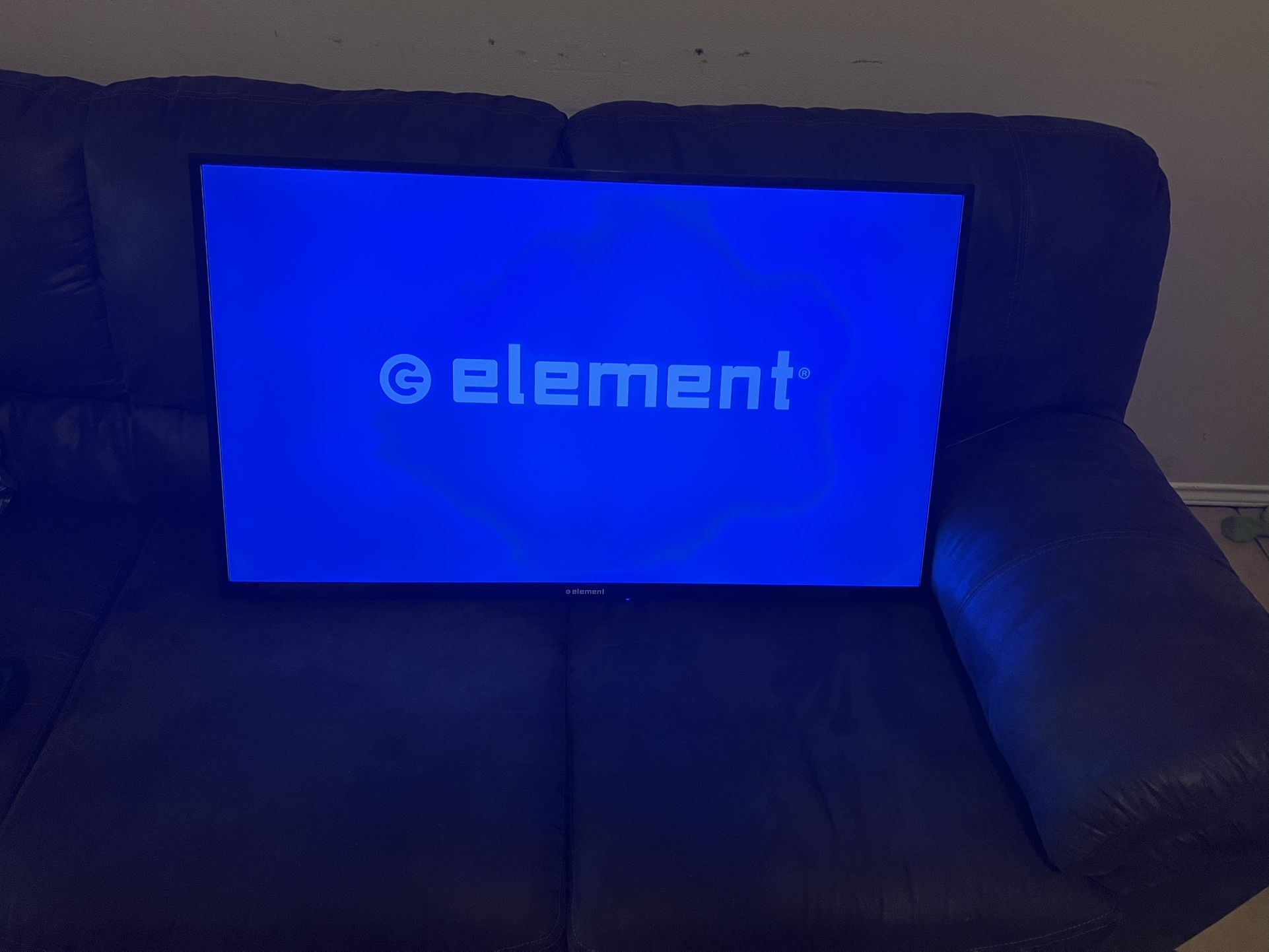 36 Inch Element TV