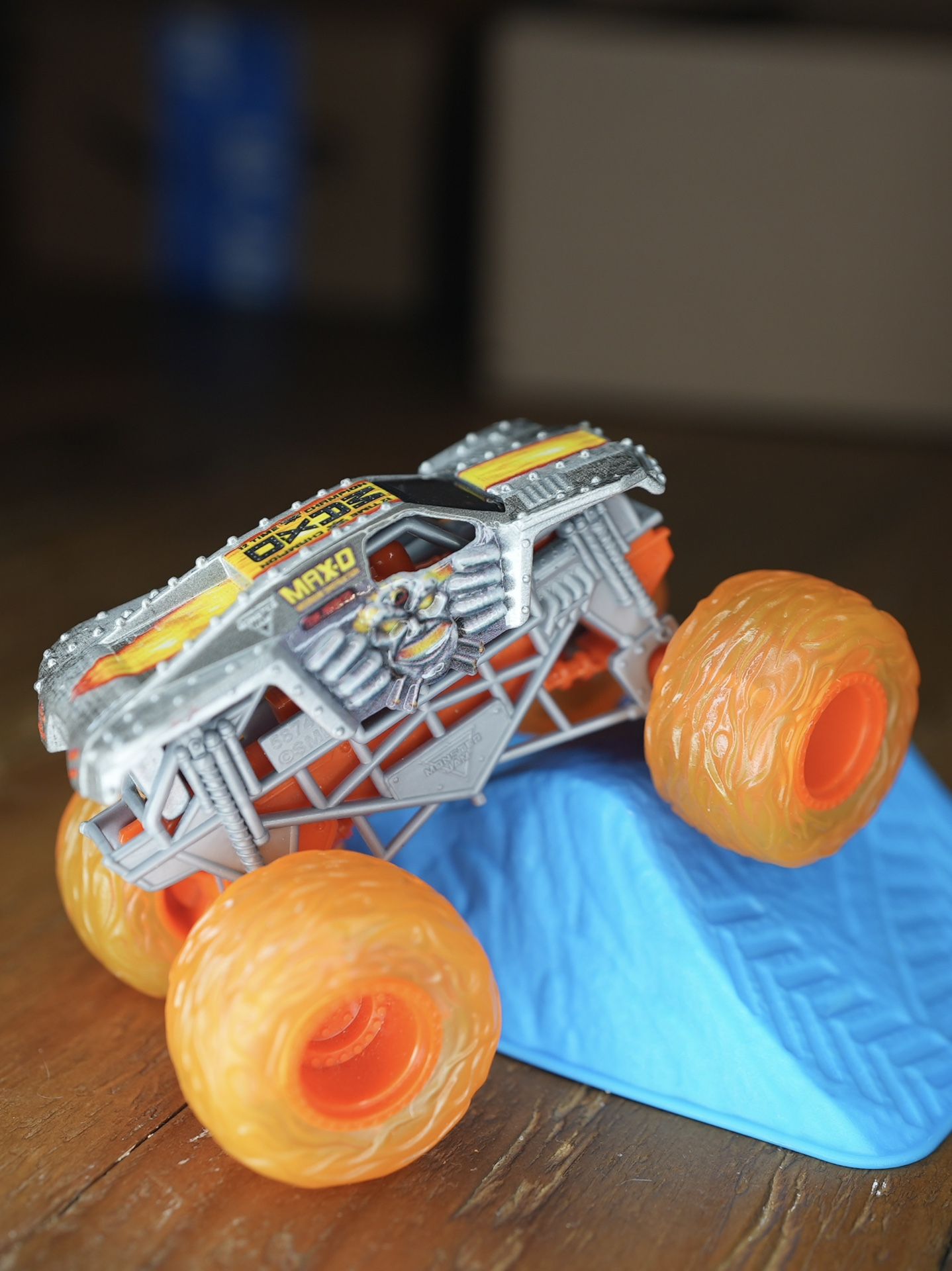 π₯ Monster Jam MAX-D Die-Cast Truck 1:64 β Orange Flame Tires π₯
