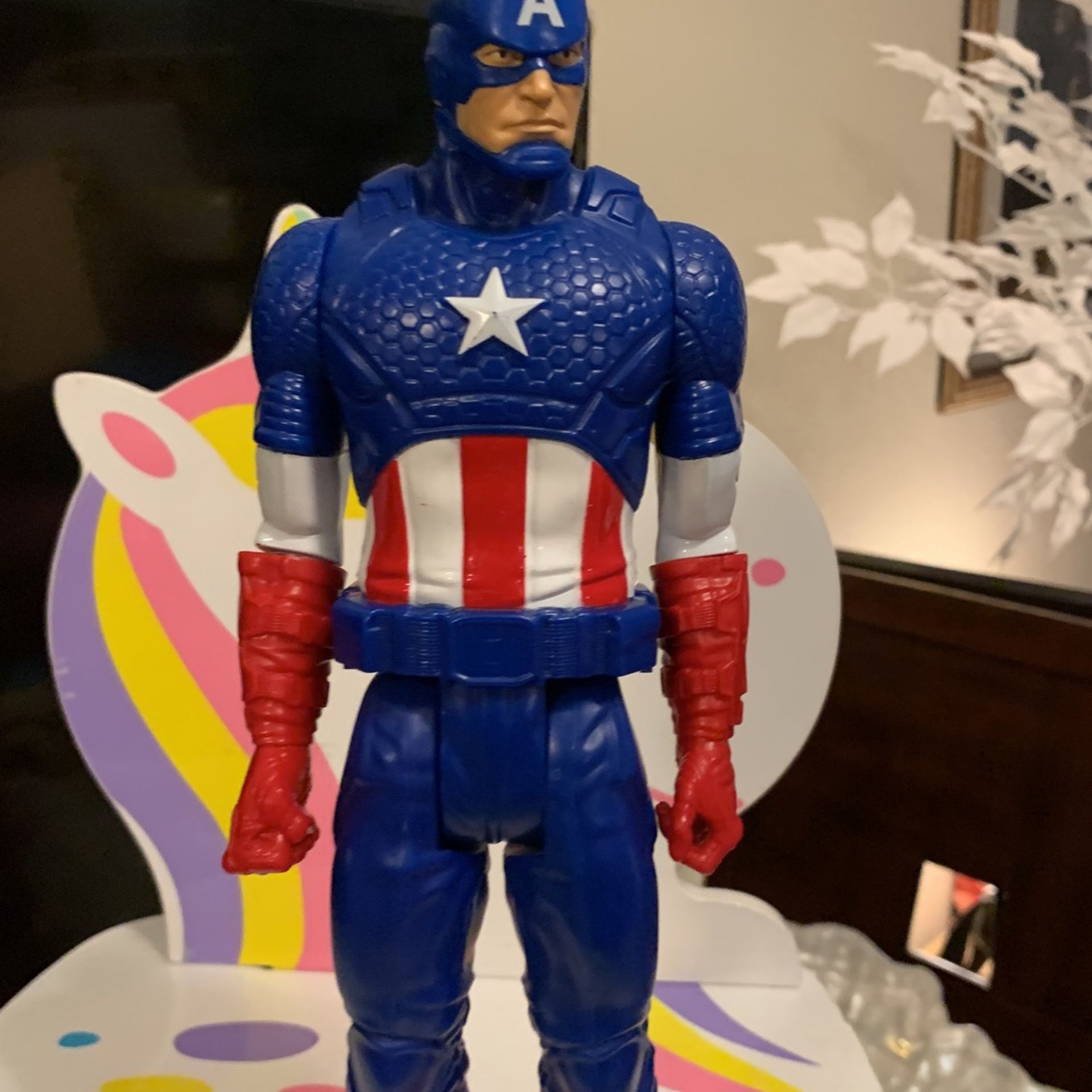 MARVEL Captain America 11”