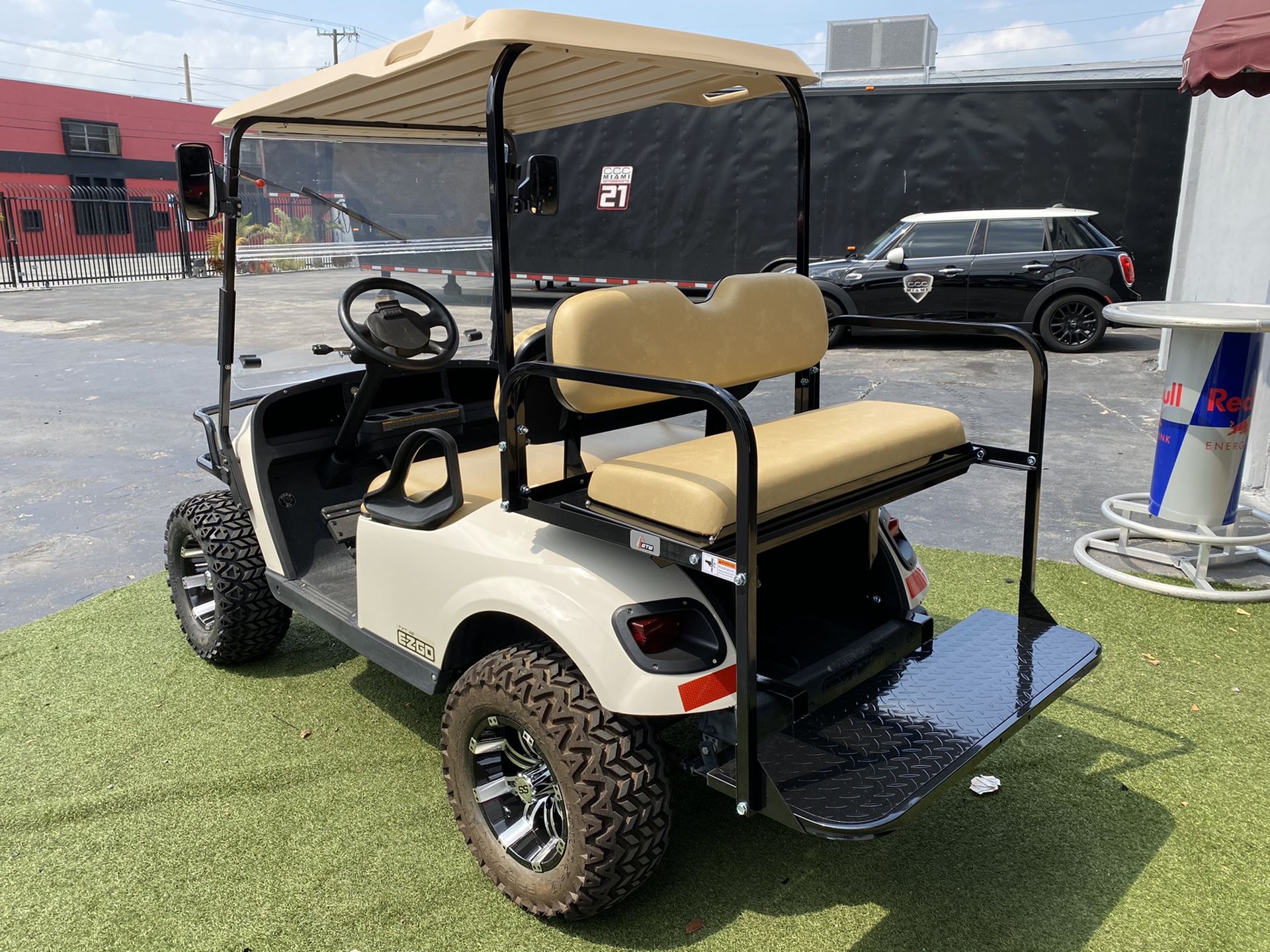 2017 EZ GO TXT 48V golf cart Like Brand New!!!