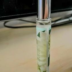 Good Chemistry Waterlily Rollerball Perfume


