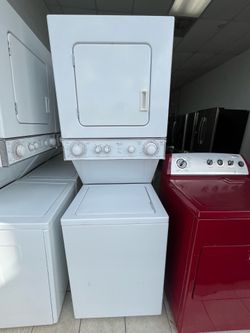 Washer and dryer Whirlpool 24”