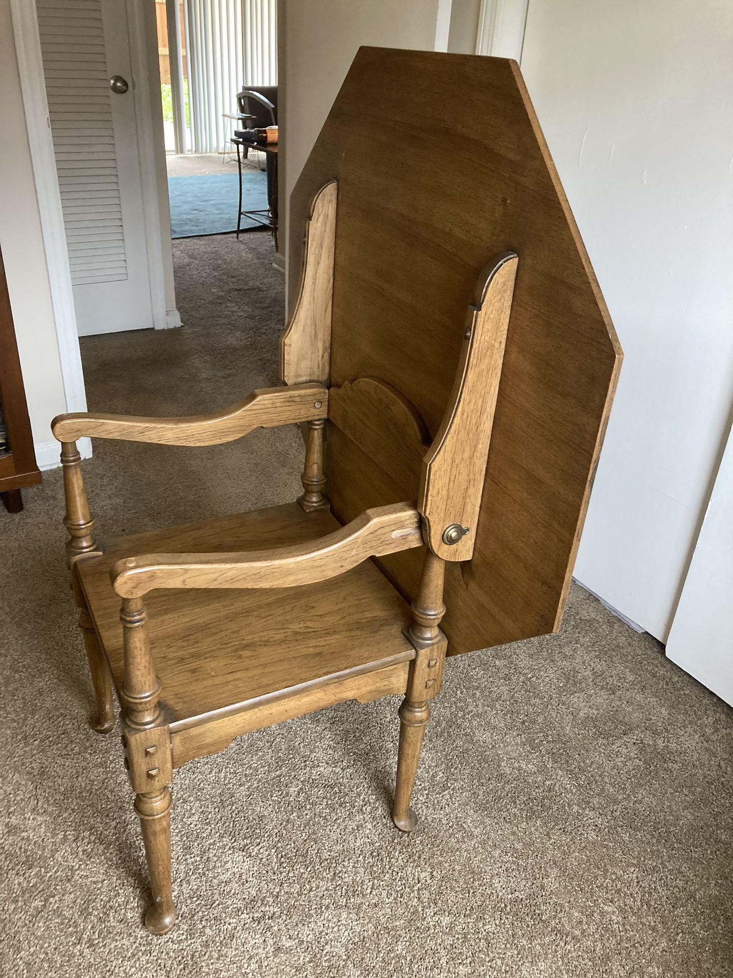 Table And Chair Vintage Solid Wood Magic Table